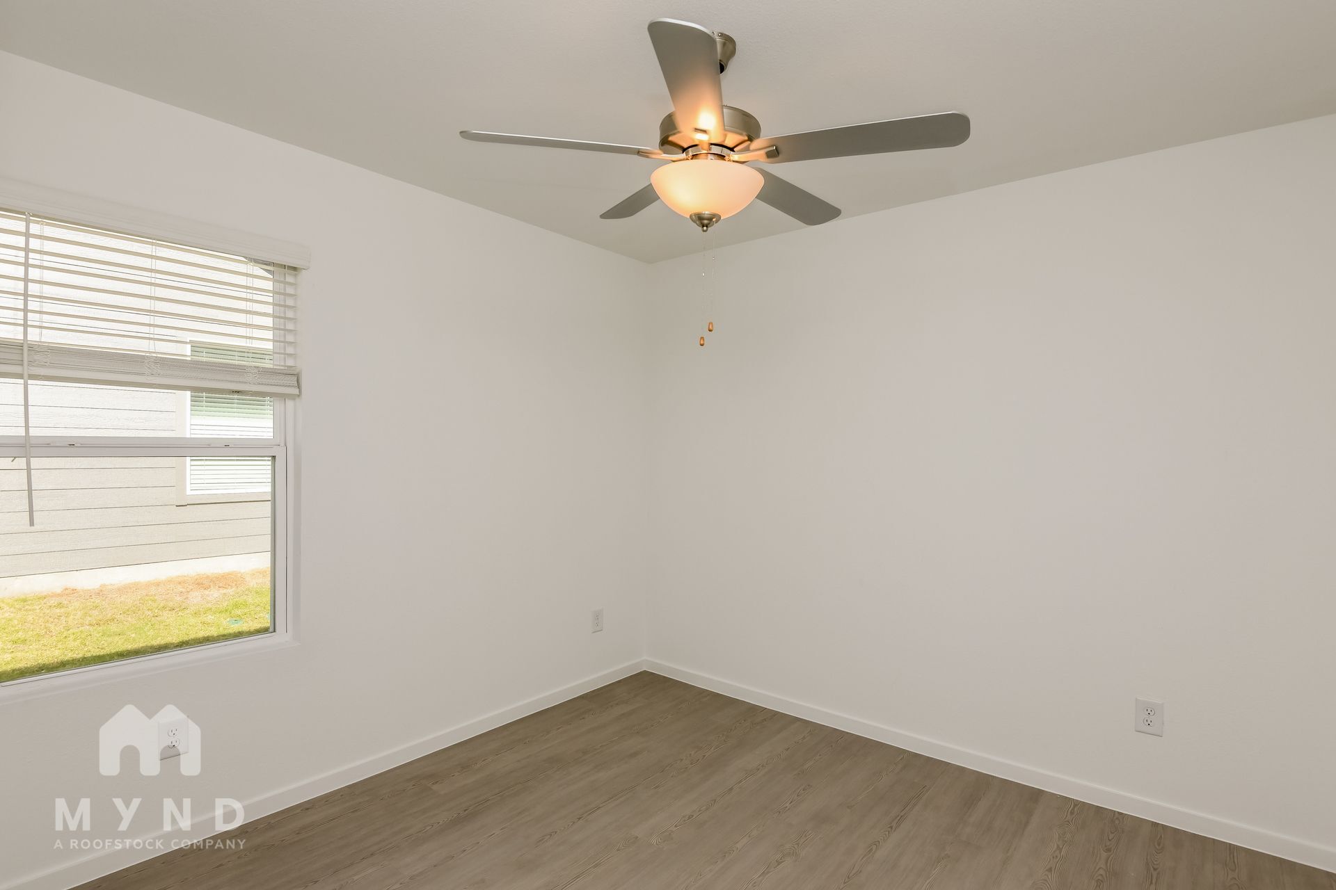 Building Photo - 2717 Ctr Crk Ln