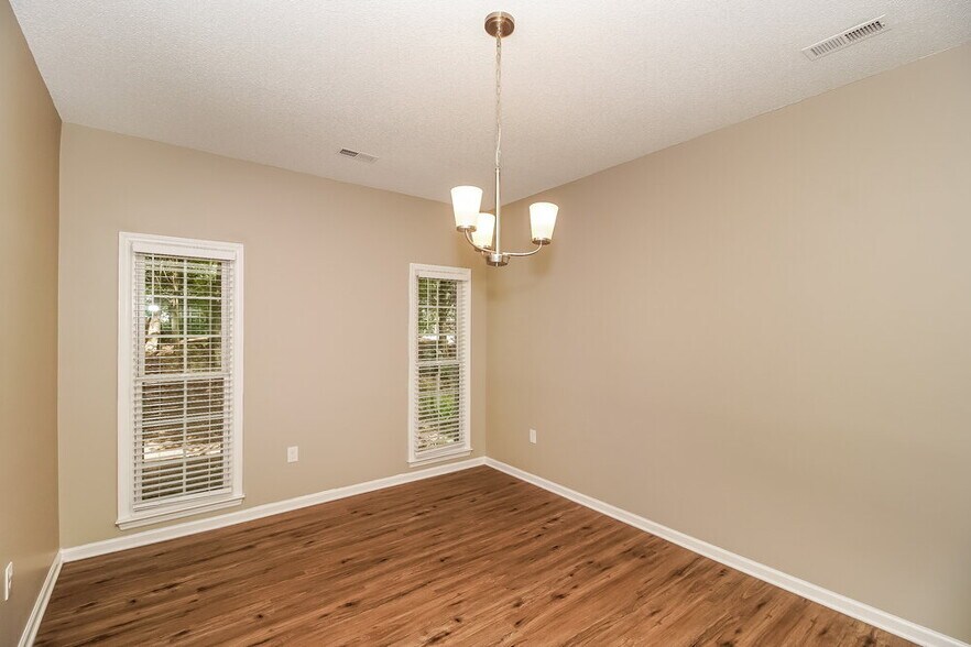 Building Photo - 4107 Garden Grove Ln