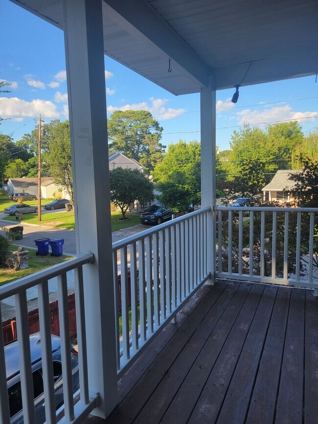 Building Photo - 4BR / 4BA Single-Family Home Near Norfolk ...