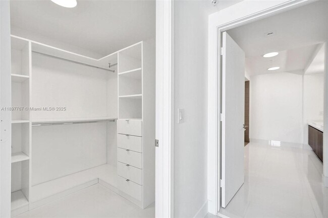 Building Photo - 330 Sunny Isles Blvd