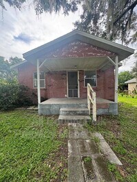 Building Photo - 1135 Fairview Ave