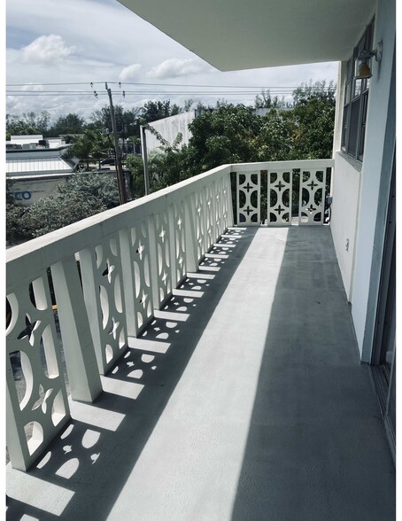 Building Photo - 13155 Ixora Ct