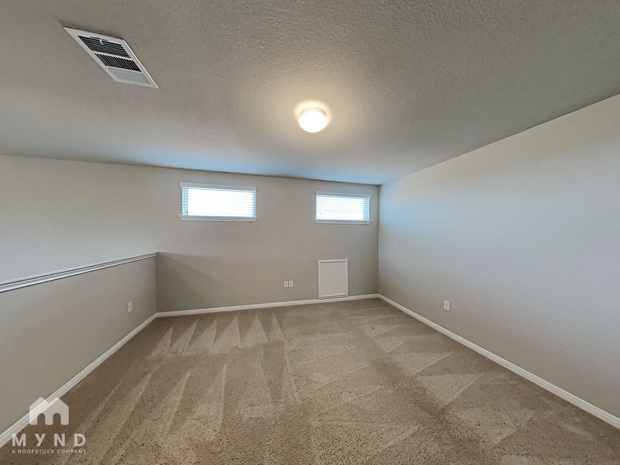 Building Photo - 1129 La Conterra Blvd