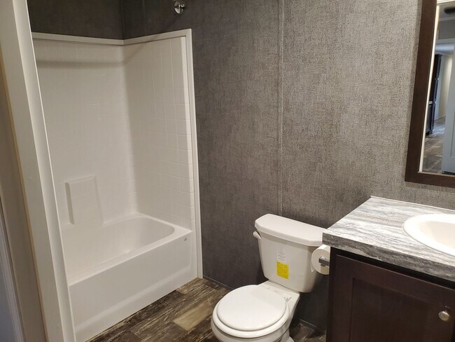 Building Photo - Brand new build 3 bedroom 2 bath modular h...
