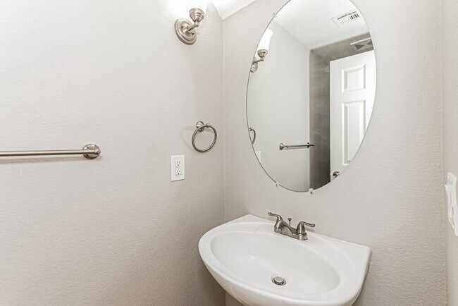 Building Photo - 8325 Lower Trailhead Ave