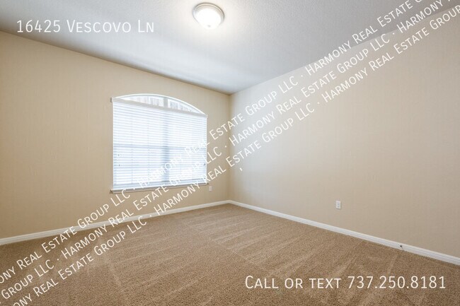 Building Photo - 16425 Vescovo Ln