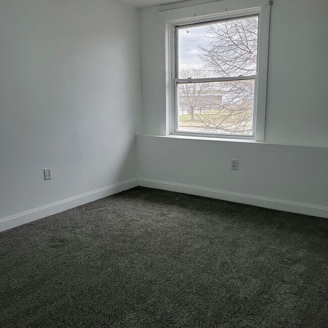 Building Photo - 3123 Norwood Ave