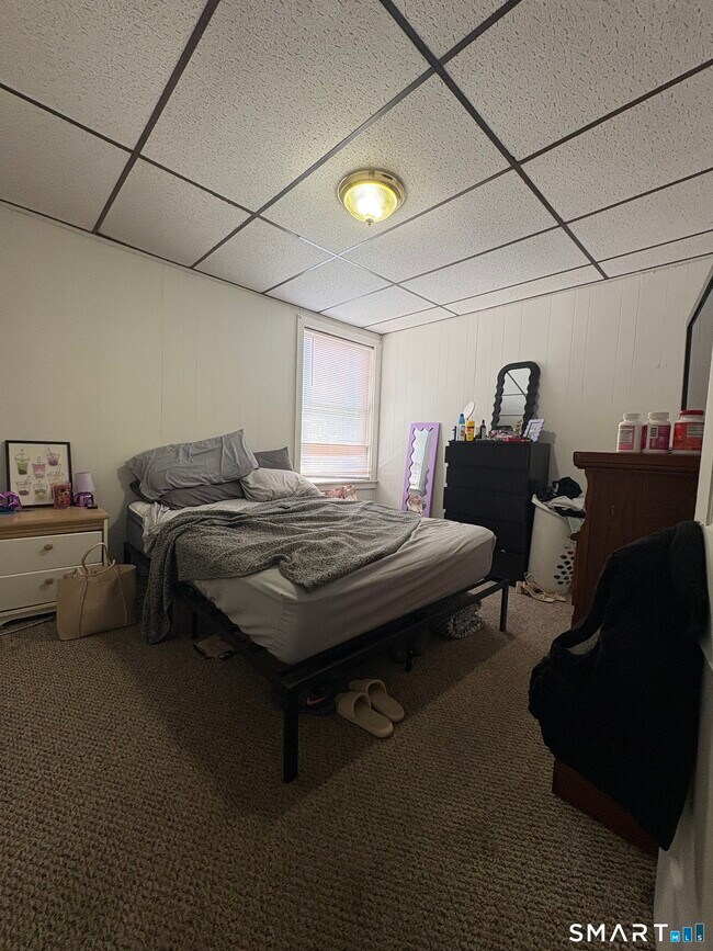 Building Photo - 82 S Main St