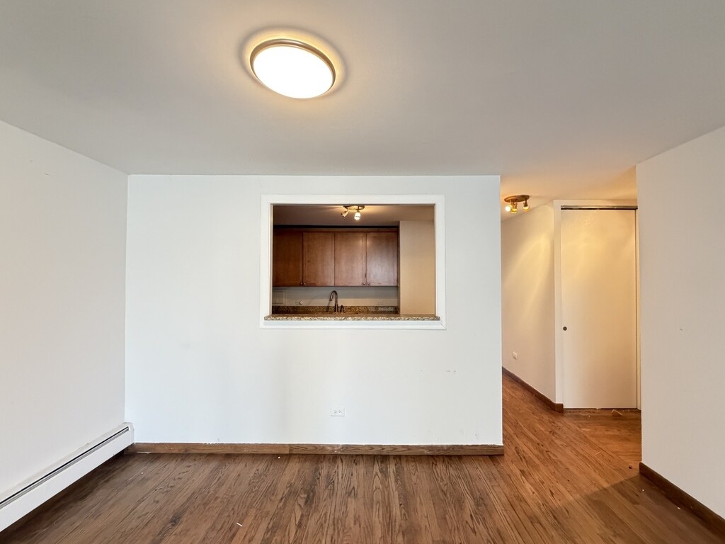 Building Photo - 1442 N Dearborn St