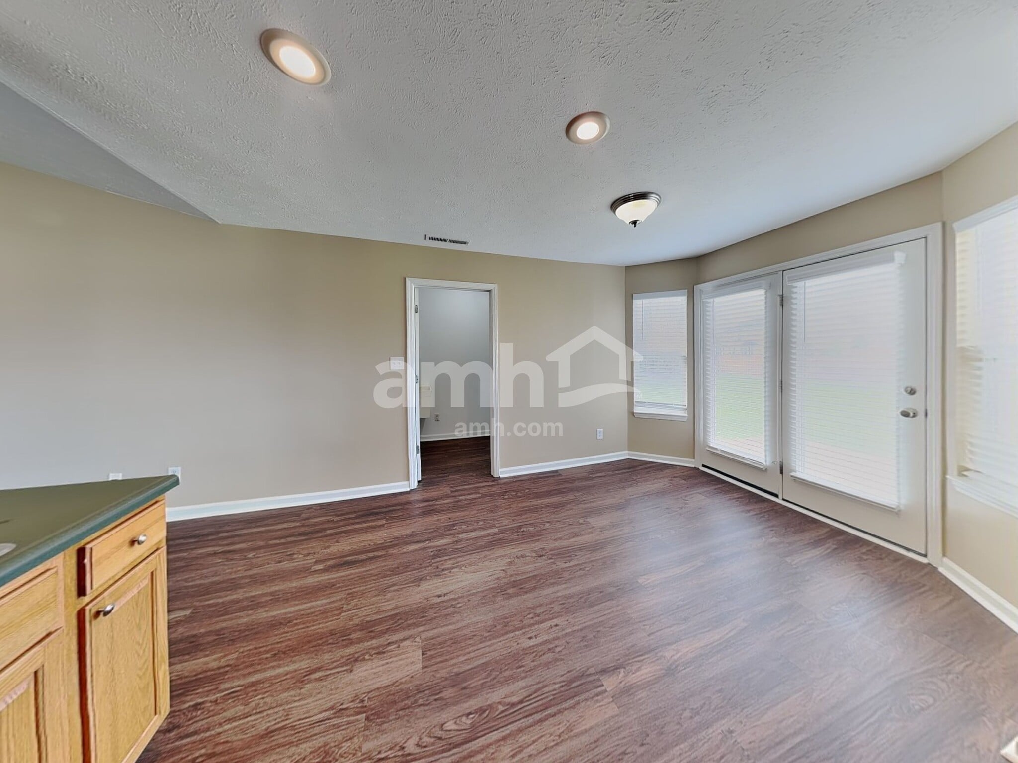 Building Photo - 829 Stonehenge Way