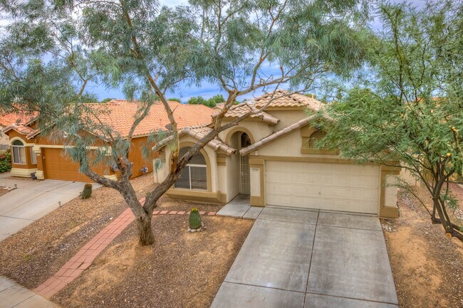Building Photo - 8998 E Laurie Ann Dr