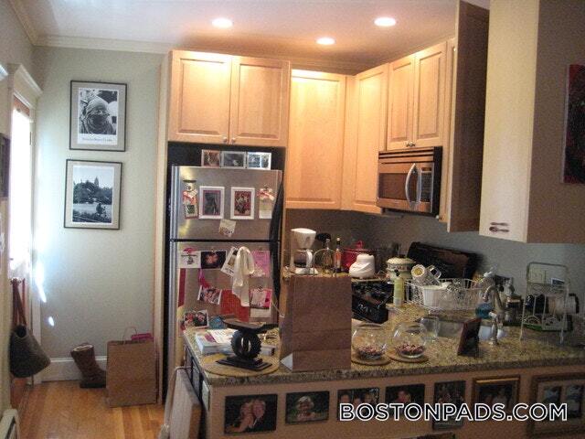 Building Photo - 117 Columbia St