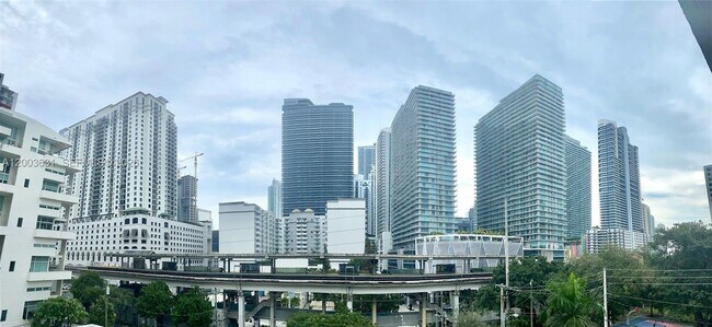 Building Photo - 115 SW 11th St