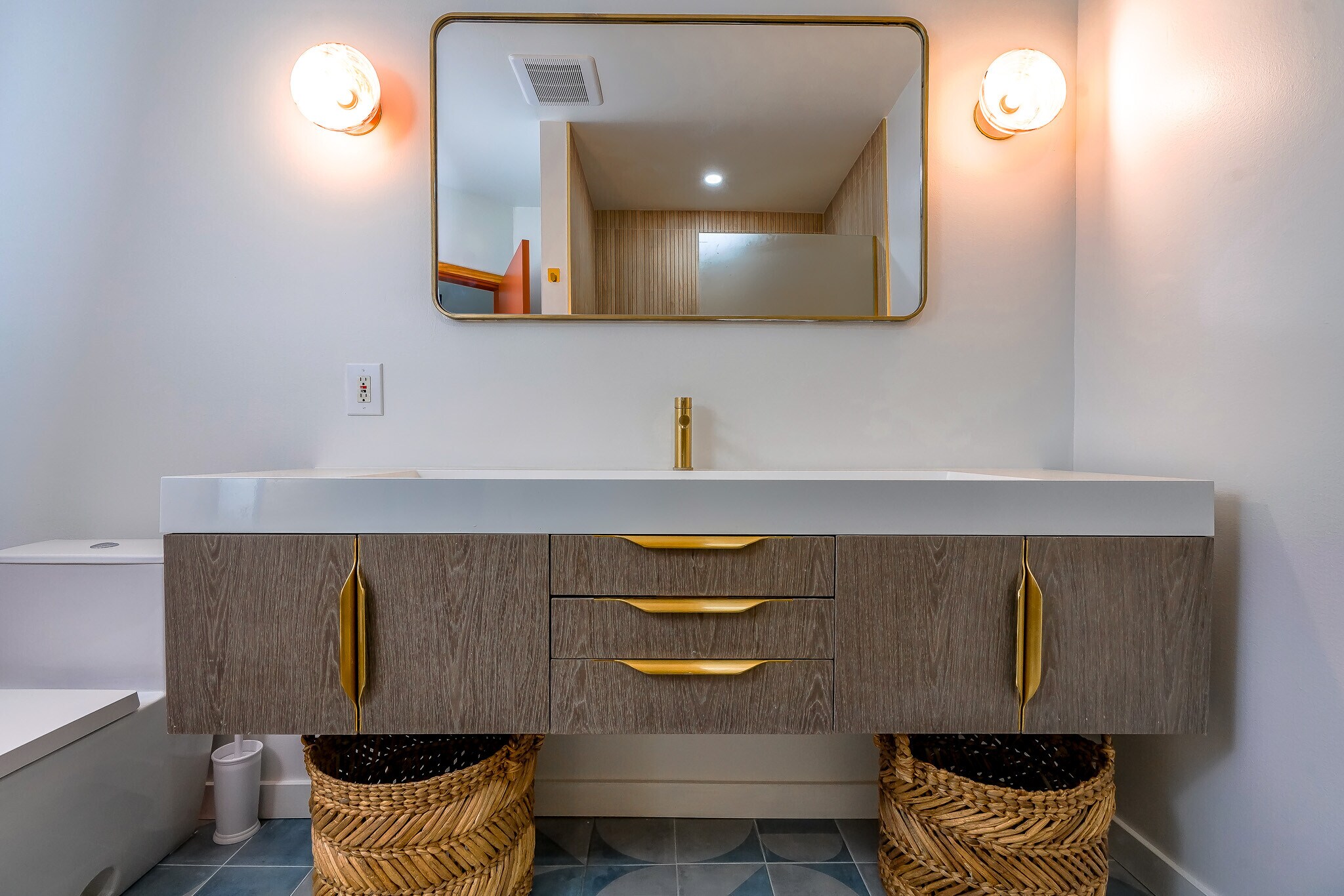 Bathroom Vanity, Sink, + Mirror - 2323 Magnolia St