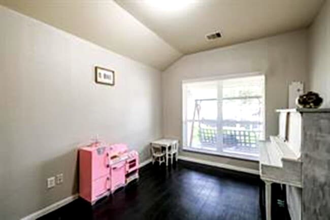 Building Photo - 3139 Upland Spring Trace
