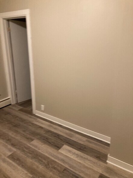 Main Room - 16 E Main St