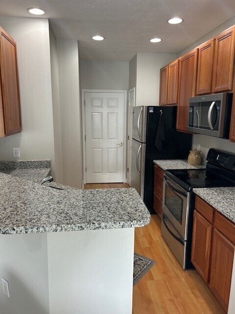 Building Photo - 1136 Shadow Ridge Rd