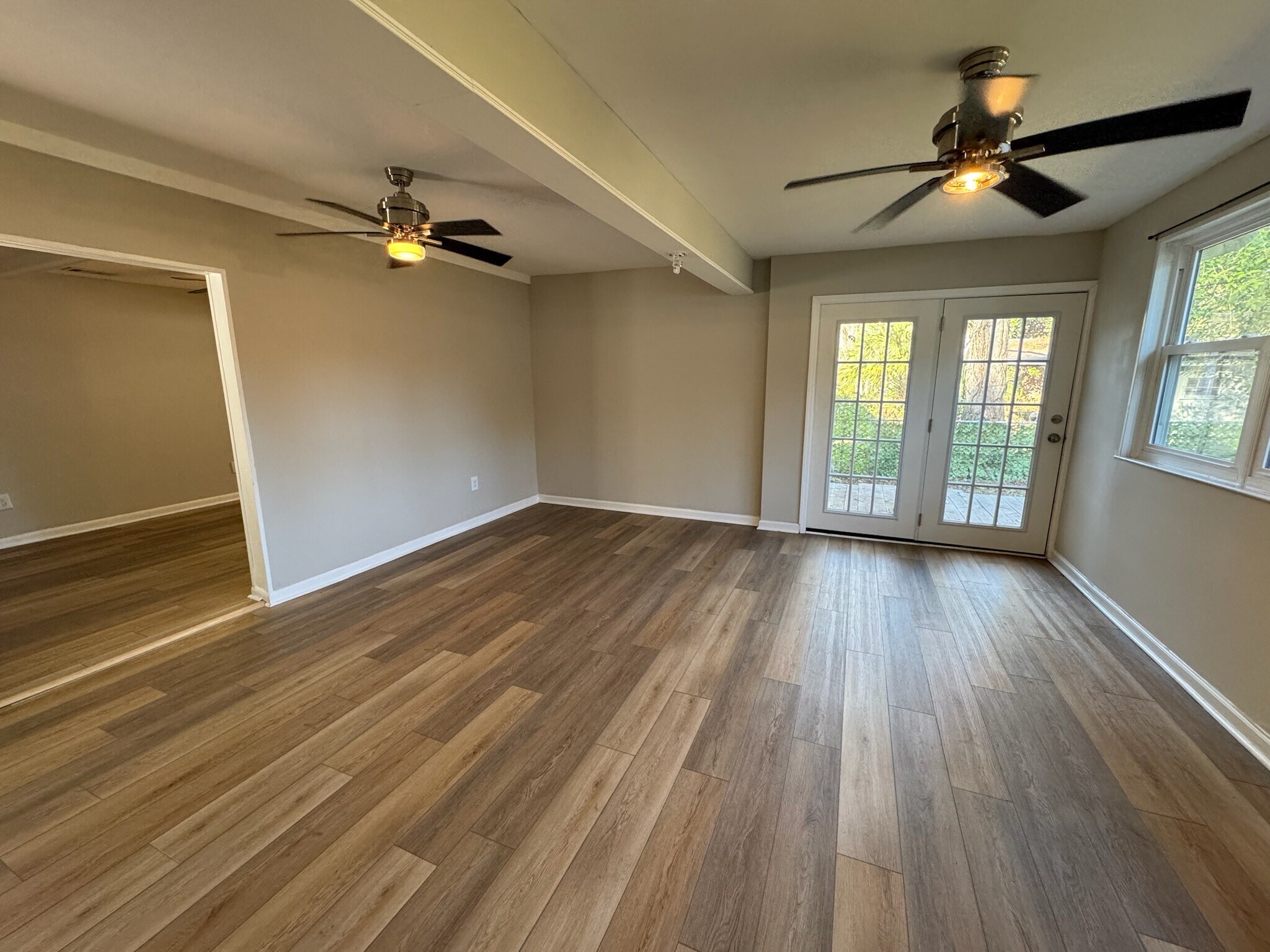 Building Photo - 2052 E 42nd St