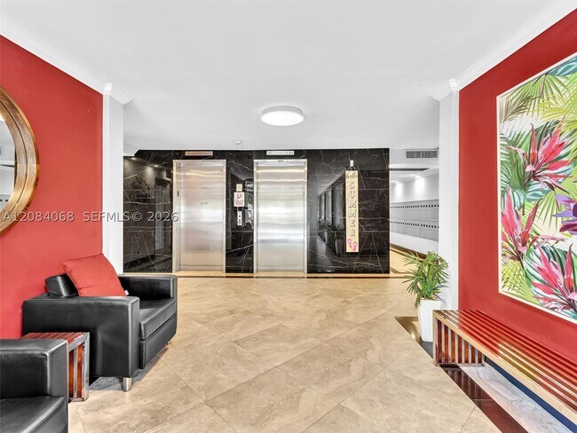 Building Photo - 2661 S Course Dr