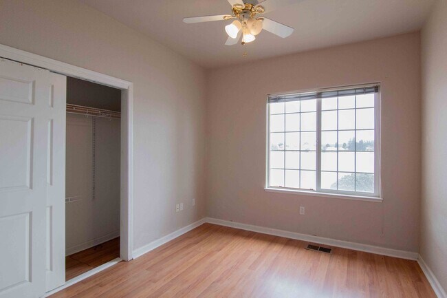 Building Photo - Lake California Home for Rent | Gated Community, Lake Access, Pool & Tennis Courts