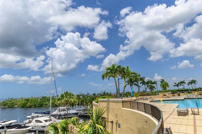 Building Photo - 3313 Sunset Key Cir