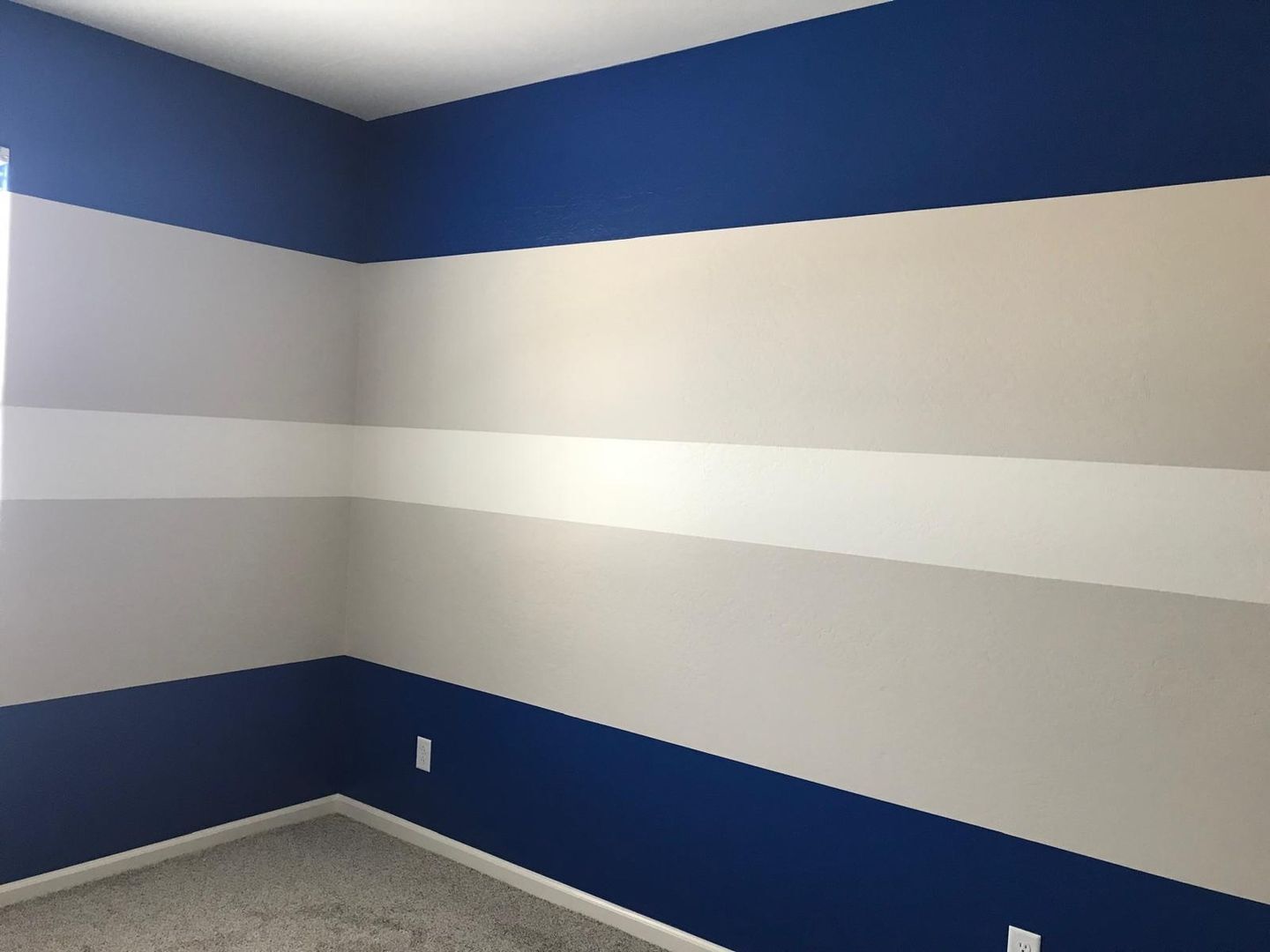 Building Photo - 5407 W Desert Hollow Dr