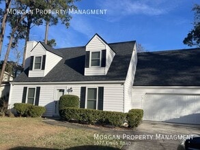 Building Photo - 1077 Kings Rd