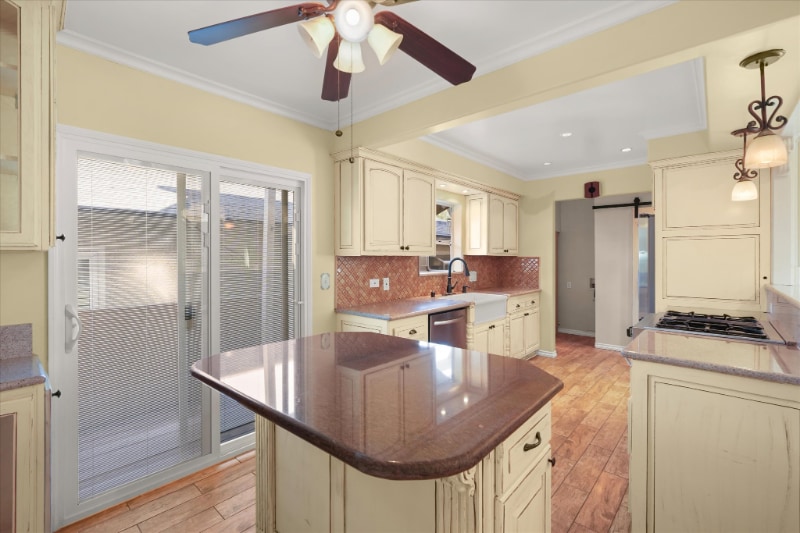 Building Photo - 24427 Ward St