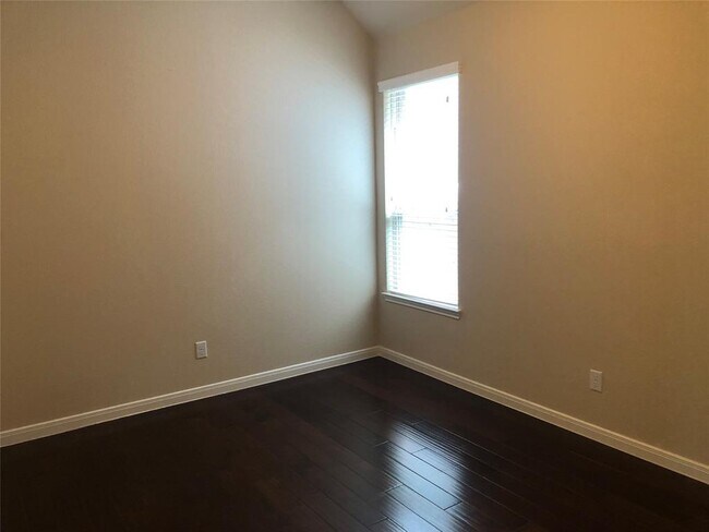 Building Photo - 4823 Lennon Park Ct