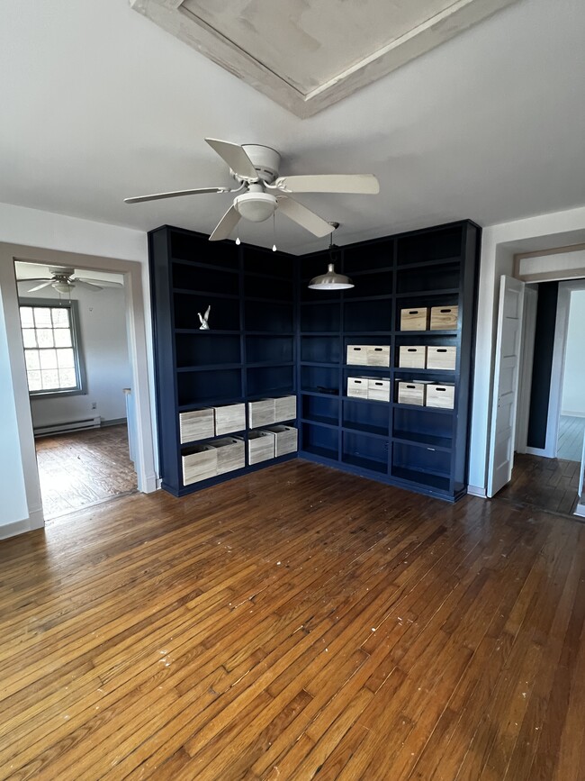 Dining Room/Office - 1903 Hampton Ave