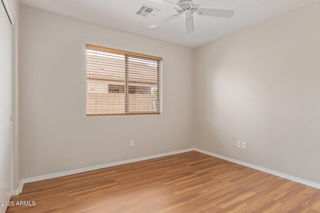 Building Photo - 13949 N 133rd Dr