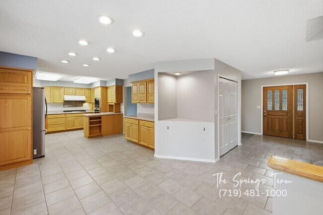 Building Photo - 3625 E Wade Ln