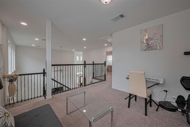 Building Photo - 14214 Singing Oaks Trl