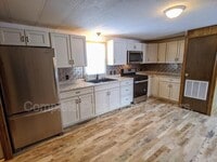 Building Photo - 1101 E 18 1/2 St