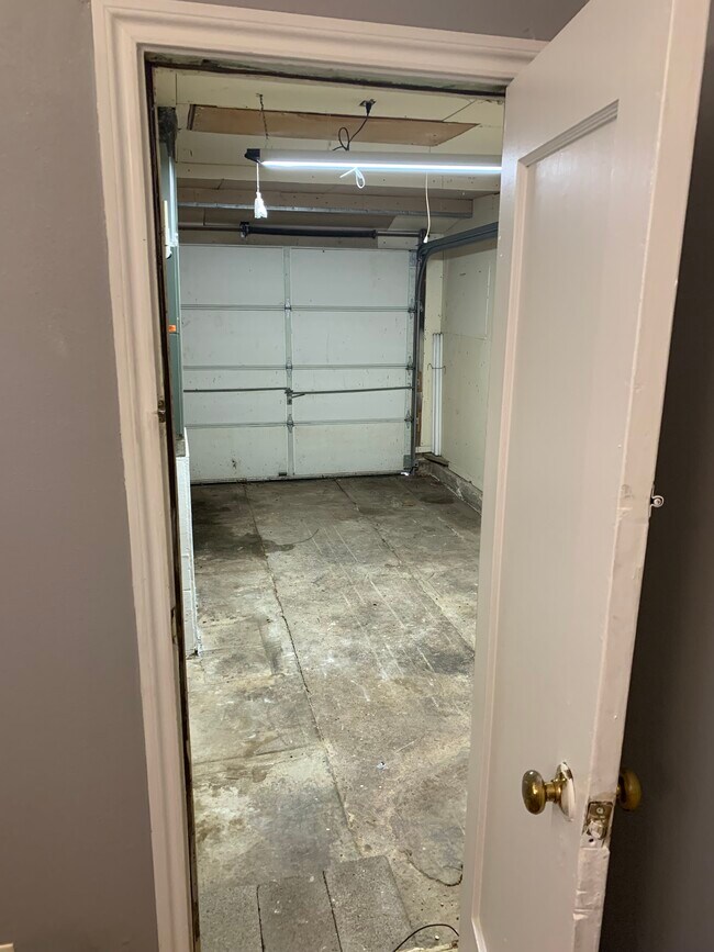 Building Photo - 3025 Bigham Blvd