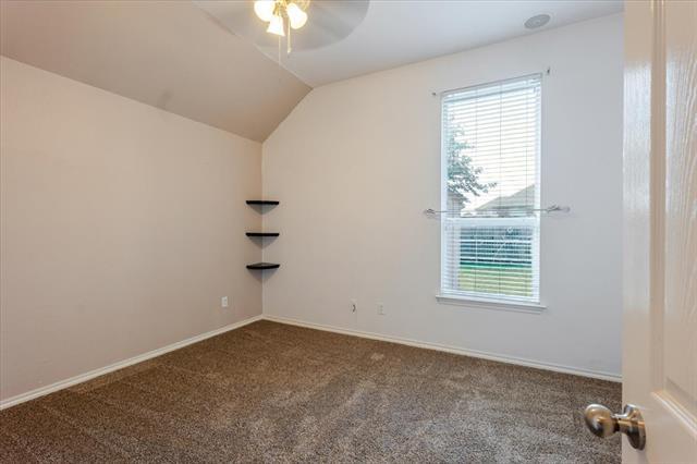 Building Photo - 2720 Alpena Dr