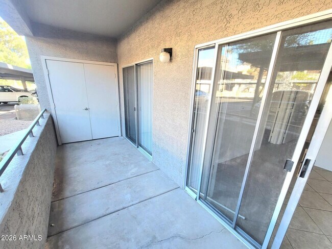 Building Photo - 1720 E Thunderbird Rd