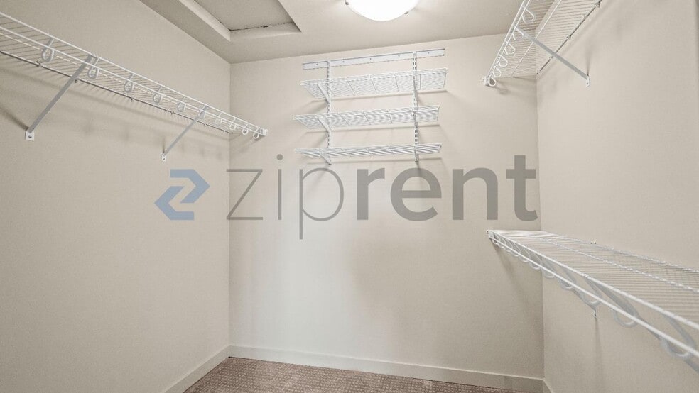 Building Photo - Unit A302