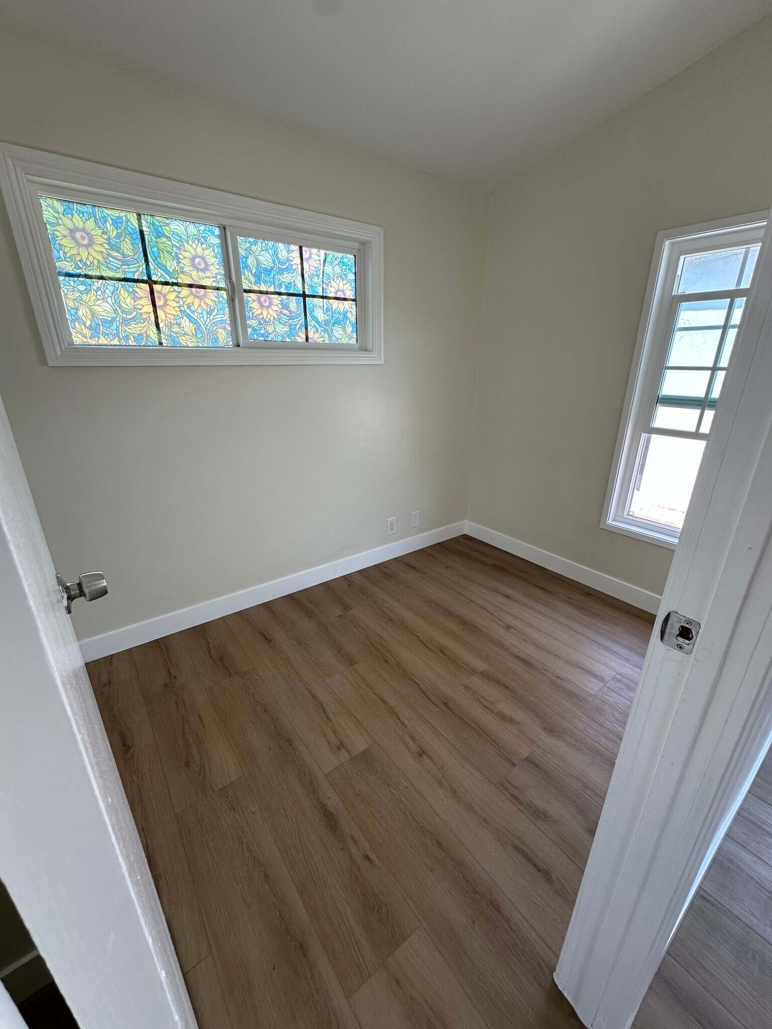 Building Photo - 171 E 68th Way
