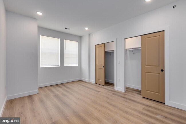 Building Photo - 2203 N 7th St