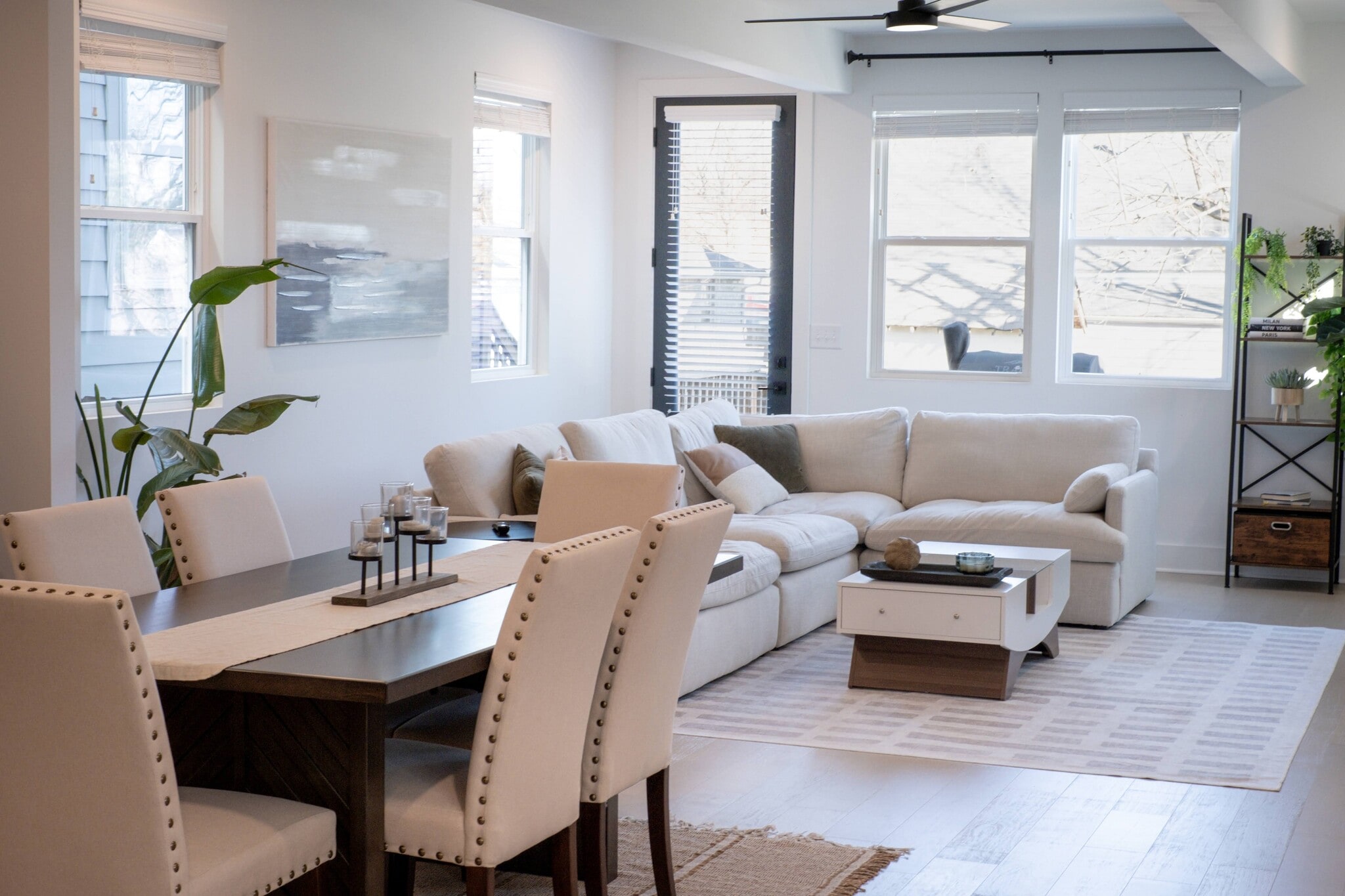 Building Photo - 2010 14th Ave N