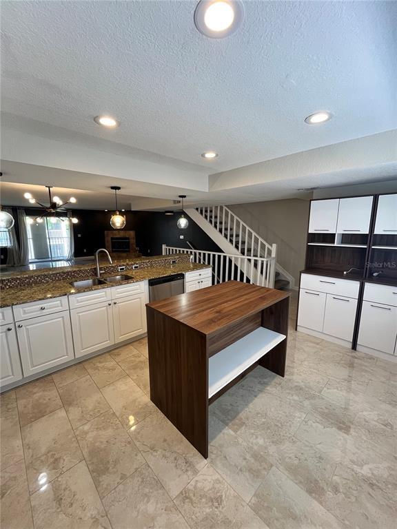 Building Photo - 306 Pinellas Bayway S