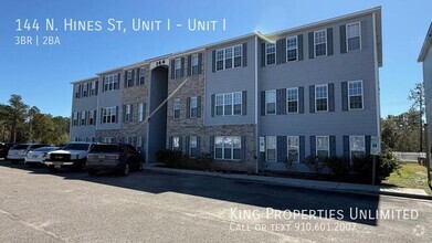 Building Photo - 144 N Hines St