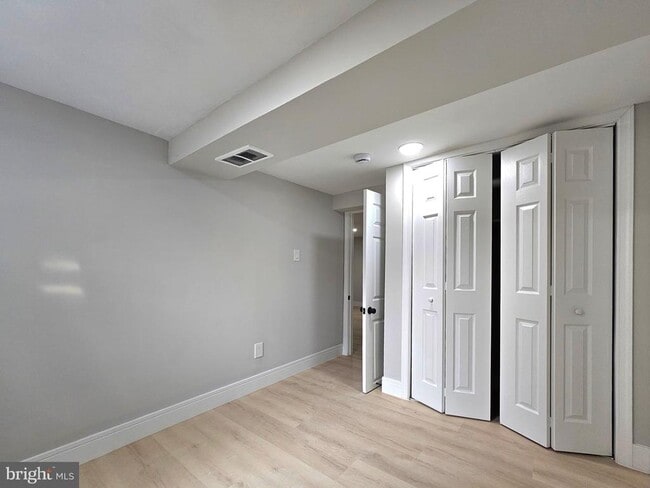 Building Photo - 2115 N Harrison St