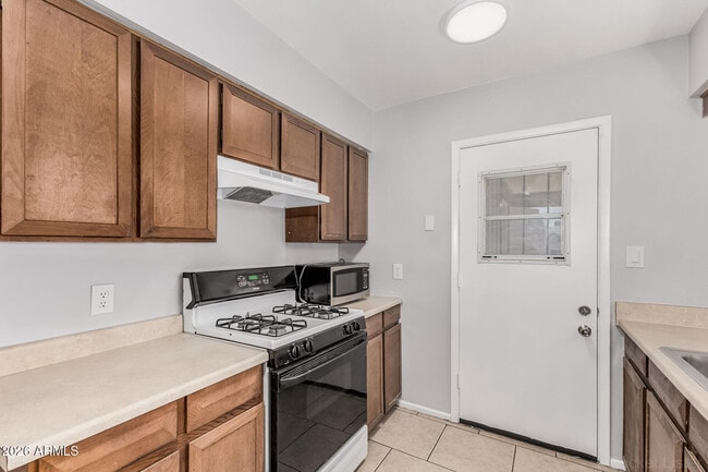 Building Photo - 11826 N 35th Ave