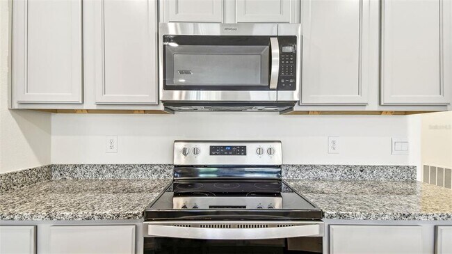 Building Photo - 5708 Sunbonnet Wy