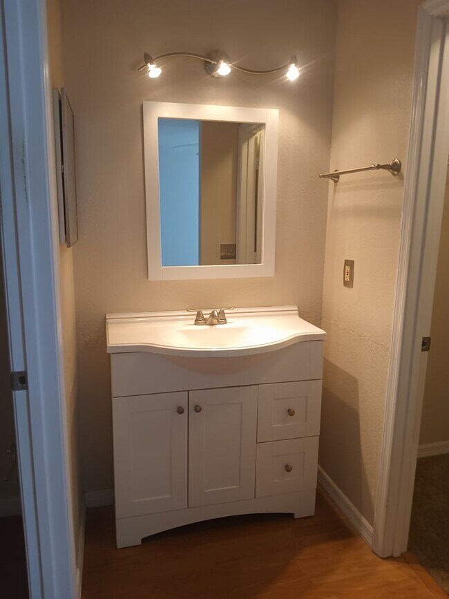 Building Photo - Second Floor LLC - Bermuda Dunes Units