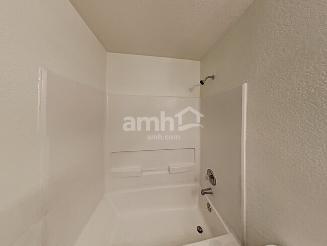 Building Photo - 7646 Presidio Crk