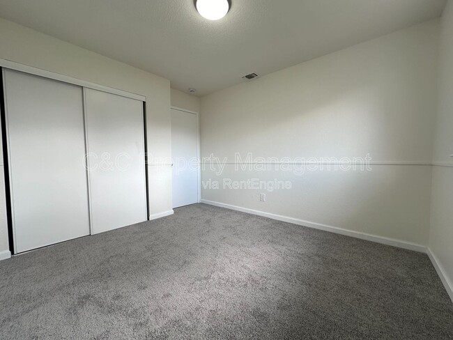 Building Photo - 8709 Sangria Way