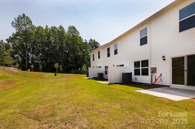 Building Photo - 5159 Hyrule Dr